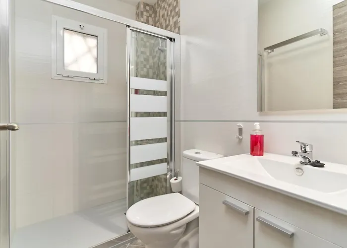 Boutique B1 Street Level *